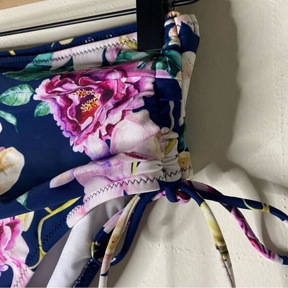 Cupshe Navy Floral Side Cinch High Waist Bikini Bottom - Picture 2 of 7